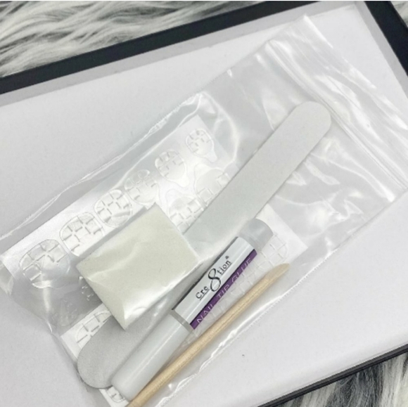 Handmade XXL stiletto glow in the dark & cat eye gel press on nails. - Picture 5 of 7